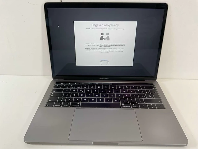 Apple macbook pro 13.3”, core(tm) i7 8th gen, 16 gb ram, 500 gb nvme laptop - afbeelding 1 van  7