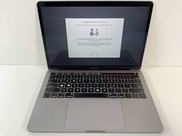 Apple macbook pro 13.3”, core(tm) i7 8th gen, 16 gb ram, 500 gb nvme laptop - afbeelding 1 van  7