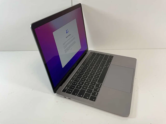 Apple macbook pro 13.3”, core(tm) i7 8th gen, 16 gb ram, 500 gb nvme laptop - afbeelding 2 van  7