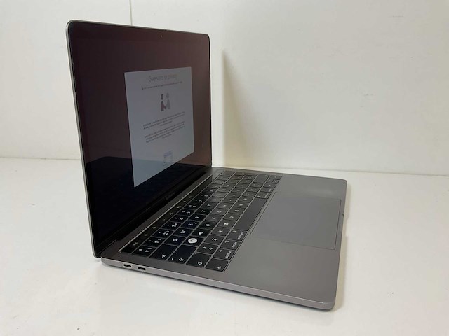 Apple macbook pro 13.3”, core(tm) i7 8th gen, 16 gb ram, 500 gb nvme laptop - afbeelding 2 van  7