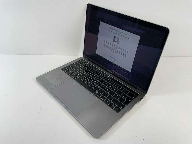 Apple macbook pro 13.3", core(tm) i7 8th gen, 16 gb ram, 500 gb nvme laptop - afbeelding 3 van  7