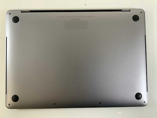 Apple macbook pro 13.3", core(tm) i7 8th gen, 16 gb ram, 500 gb nvme laptop - afbeelding 6 van  7