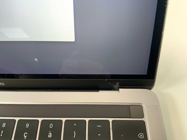 Apple macbook pro 13.3", core(tm) i7 8th gen, 16 gb ram, 500 gb nvme laptop - afbeelding 8 van  8