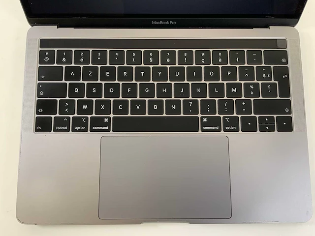 Apple macbook pro 13.3", core(tm) i7 8th gen, 16 gb ram, 500gb nvme laptop - afbeelding 4 van  7