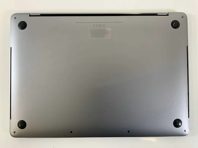 Apple macbook pro 13.3", core(tm) i7 8th gen, 16gb ram, 251 gb nvme laptop - afbeelding 5 van  6