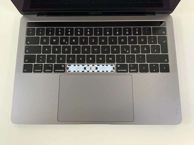 Apple macbook pro 13.3", core(tm) i7 8th gen, 8 gb ram, 500 gb nvme laptop - afbeelding 4 van  7