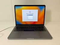Apple macbook pro 13.3”, dualcore i5, 16 gb ram, 256 gb ssd laptop