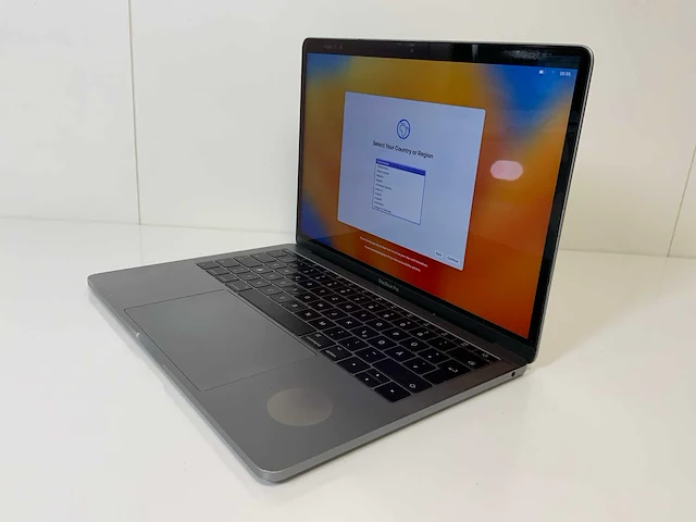 Apple macbook pro 13.3”, dualcore i5, 8 gb ram, 128 gb ssd laptop - afbeelding 3 van  8