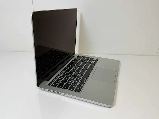 Apple macbook pro 13.3”, dualcore i5, 8 gb ram, 128 gb ssd laptops (3x) - afbeelding 18 van  23