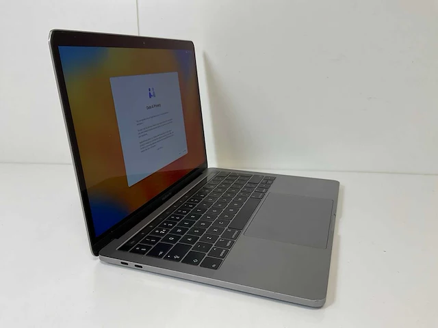 Apple macbook pro 13.3”, dualcore i7, 16 gb ram, 512 gb ssd laptop - afbeelding 2 van  8