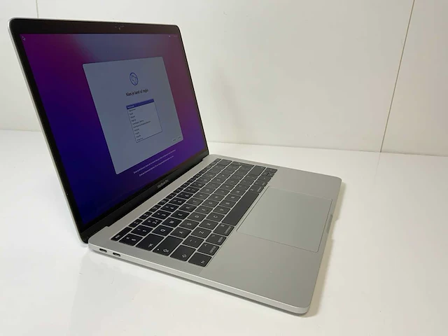 Apple macbook pro 13.3", dualcore i7, 8 gb ram, 256 gb ssd laptop - afbeelding 3 van  7