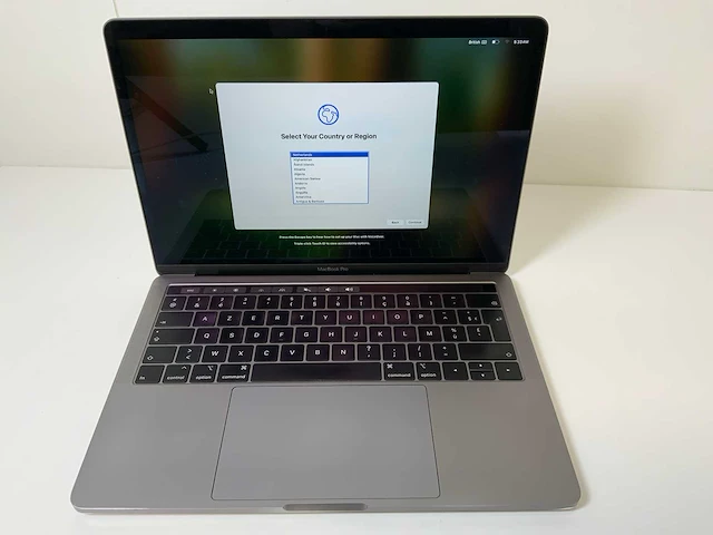 Apple macbook pro 13,3 inch, quadcore i7, 16 gb ram, 512 gb ssd-laptop - afbeelding 1 van  7