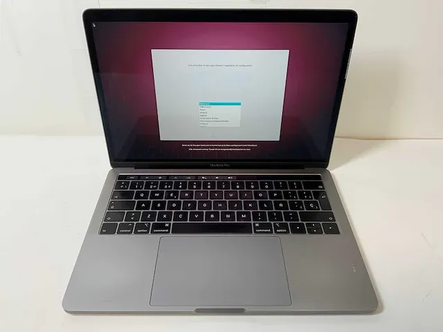 Apple macbook pro 13.3”, quad-core i7, 16 gb ram, 500 gb ssd laptop - afbeelding 1 van  6