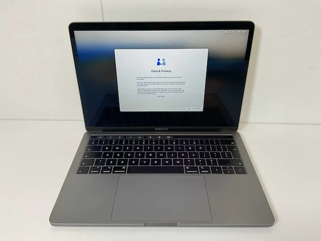 Apple macbook pro 13.3”, quadcore i5, 16 gb ram, 512 gb ssd laptop - afbeelding 1 van  7