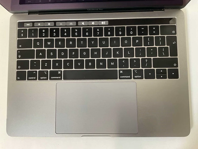 Apple macbook pro 13.3”, quadcore i5, 16 gb ram, 512 gb ssd laptop - afbeelding 4 van  7
