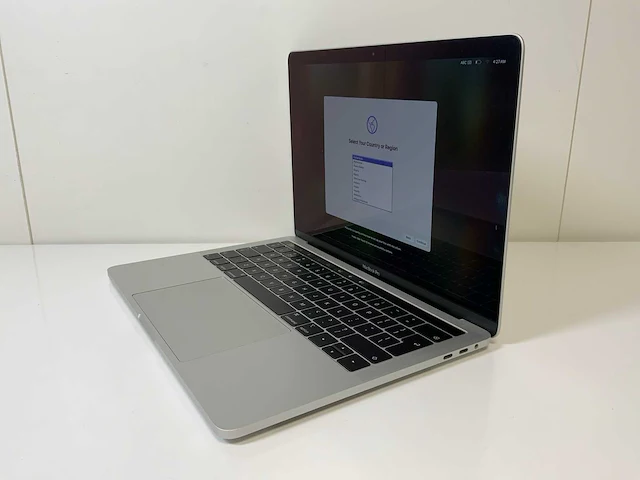 Apple macbook pro 13.3", quadcore i5, 8 gb ram, 256 gb ssd laptop - afbeelding 3 van  7