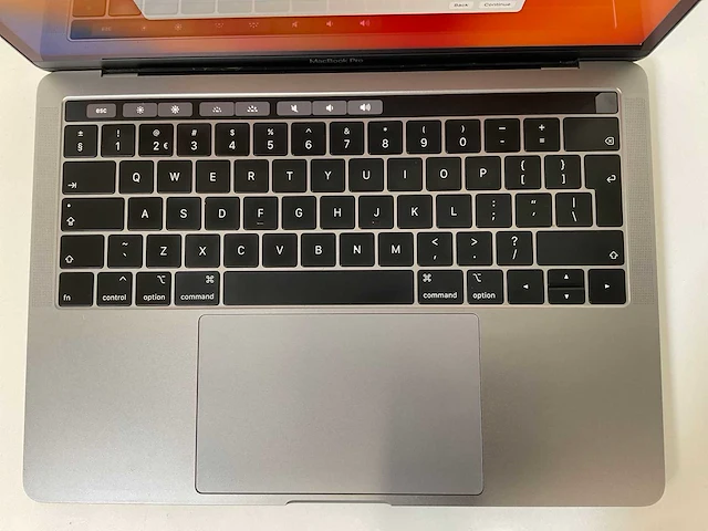 Apple macbook pro 13.3”, quadcore i5, 8 gb ram, 256 gb ssd laptop - afbeelding 4 van  7