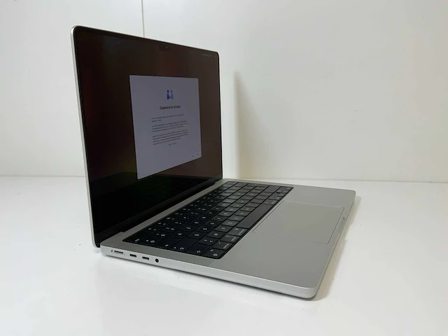 Apple macbook pro 14”, apple m1 pro, 16 gb ram, 1 tb nvme laptop - afbeelding 2 van  7