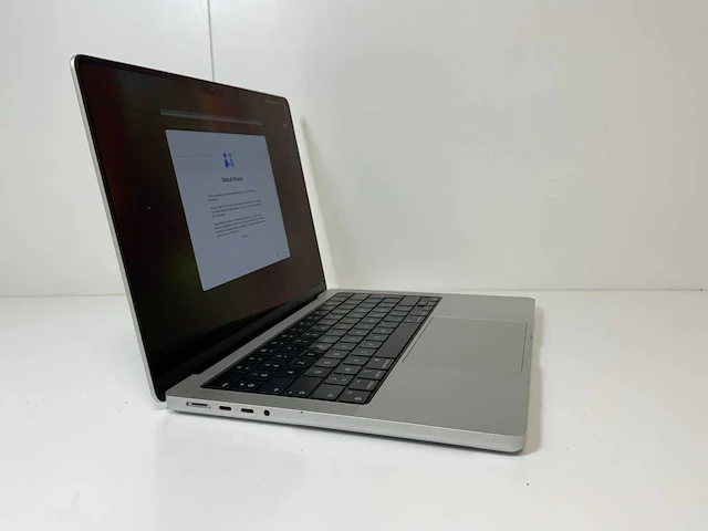 Apple macbook pro 14”, apple m1 pro, 16 gb ram, 1 tb nvme laptop - afbeelding 2 van  7
