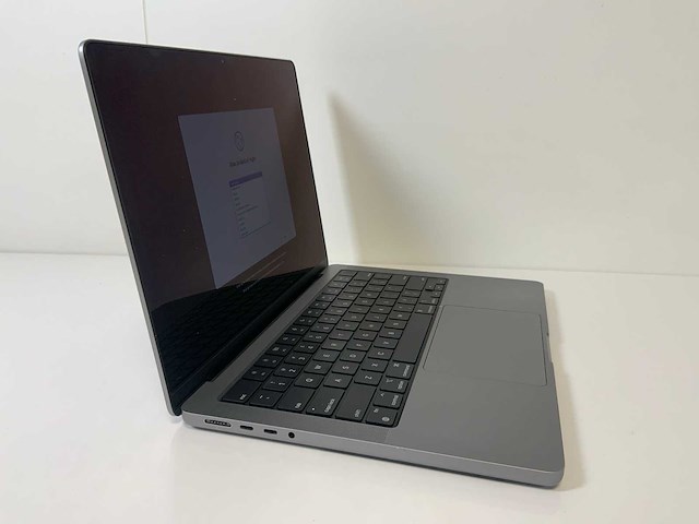 Apple macbook pro 14”, apple m1 pro, 16 gb ram, 500 gb nvme laptop - afbeelding 2 van  7