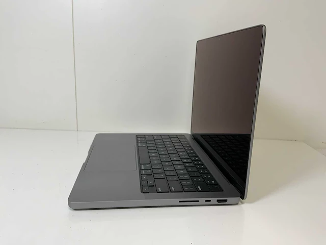 Apple macbook pro 14”, apple m1 pro, 16 gb ram, 512 gb nvme laptop - afbeelding 3 van  7