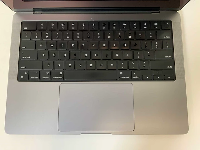Apple macbook pro 14”, apple m1 pro, 16 gb ram, 512 gb nvme laptop - afbeelding 4 van  7