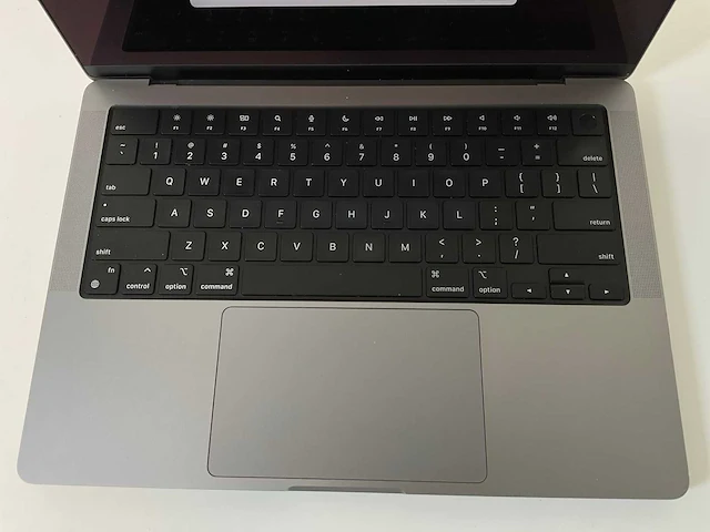 Apple macbook pro 14”, apple m1 pro, 16 gb ram, 512 gb nvme laptop - afbeelding 4 van  7