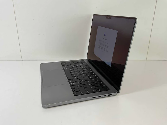 Apple macbook pro 14”, apple m1 pro, 16 gb ram, 512 gb nvme laptop - afbeelding 3 van  9