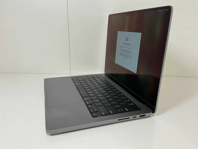 Apple macbook pro 14”, apple m1 pro, 16 gb ram, 512 gb ssd laptop - afbeelding 3 van  7