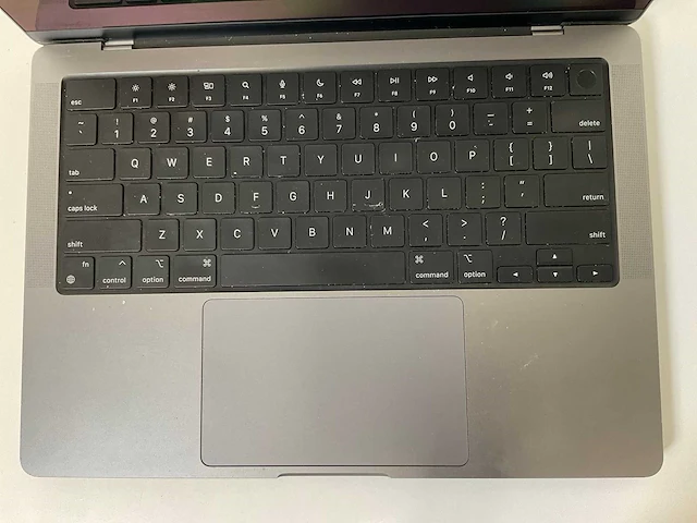 Apple macbook pro 14”, apple m1 pro, 16 gb ram, 512 gb ssd laptop - afbeelding 4 van  7