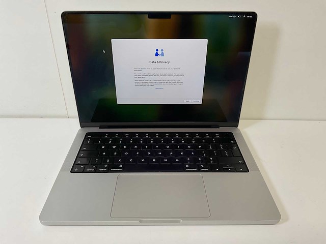 Apple macbook pro 14”, apple m2 pro, 16 gb ram, 1 tb nvme laptop - afbeelding 1 van  8
