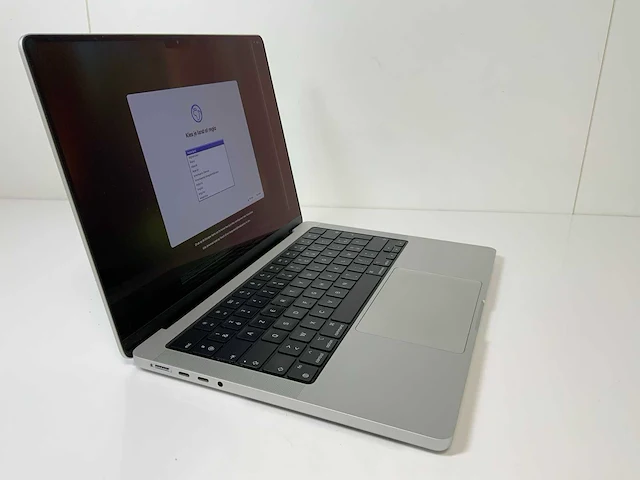 Apple macbook pro 14”, m1 pro, 16 gb ram, 1 tb ssd laptop - afbeelding 2 van  7
