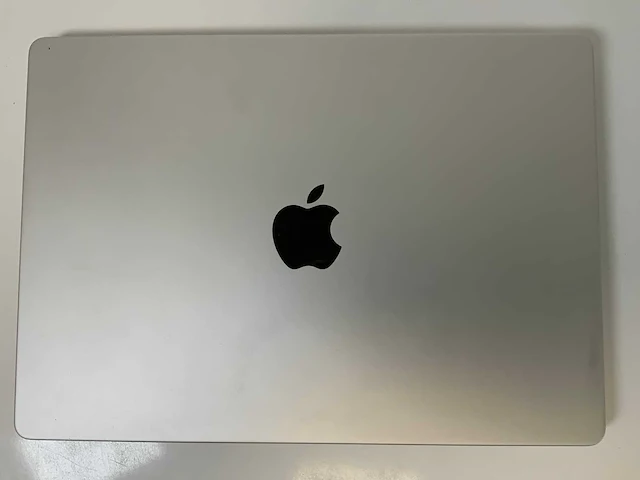 Apple macbook pro 14”, m1 pro, 16 gb ram, 1 tb ssd laptop - afbeelding 5 van  7