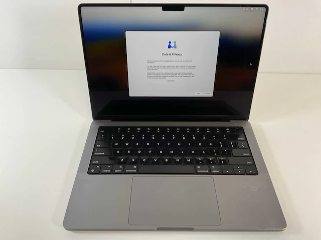 Apple macbook pro 14”, m1 pro, 16 gb ram, 500 gb nvme laptop - afbeelding 1 van  7