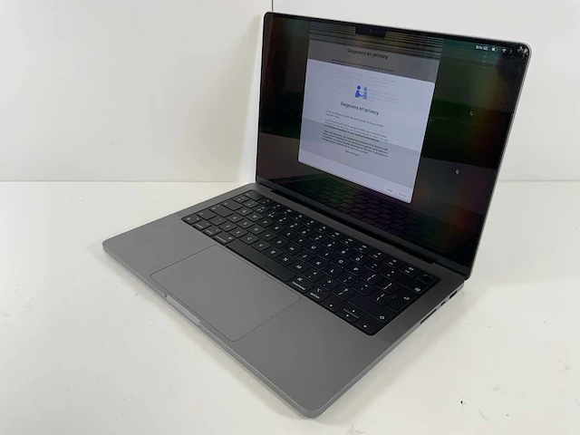 Apple macbook pro 14", m1 pro, 16 gb ram, 500 gb ssd laptop - afbeelding 3 van  7