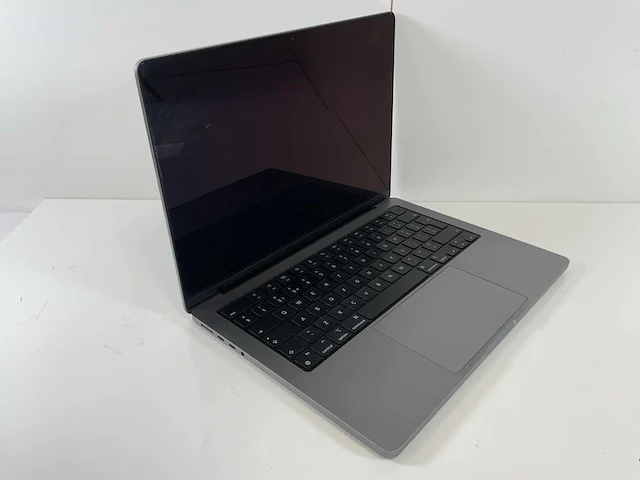 Apple macbook pro 14", m1 pro, 16 gb ram, 500 gb ssd laptop - afbeelding 2 van  7