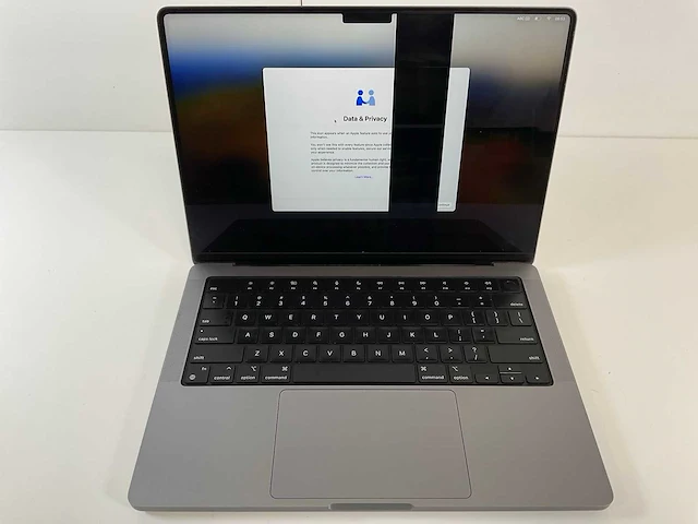 Apple macbook pro 14”, m1 pro, 16 gb ram, 512 gb nvme laptop - afbeelding 1 van  7