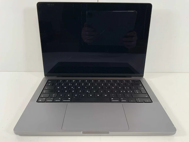 Apple macbook pro 14", m1 pro, 16 gb ram, 512 gb ssd laptop - afbeelding 1 van  7