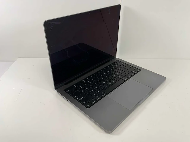 Apple macbook pro 14", m1 pro, 16 gb ram, 512 gb ssd laptop - afbeelding 2 van  8