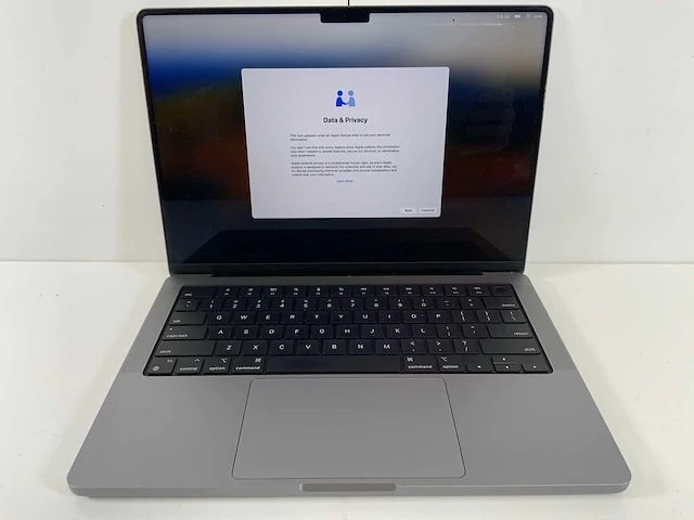 Apple macbook pro 14", m1 pro, 16 gb ram, 512 gb ssd laptop - afbeelding 1 van  7