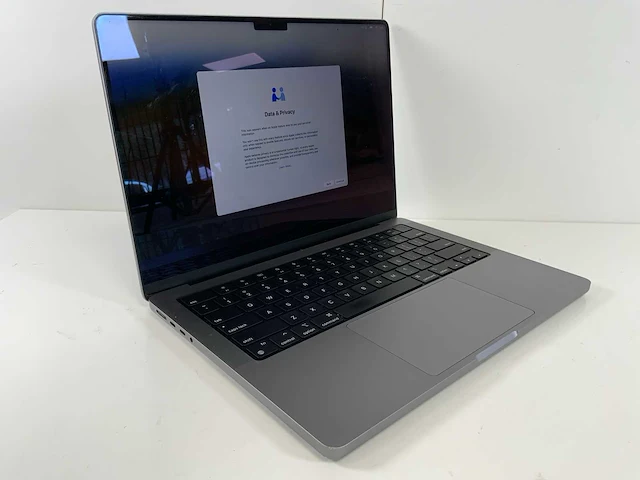 Apple macbook pro 14", m1 pro, 16 gb ram, 512 gb ssd laptop - afbeelding 2 van  7