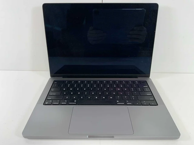 Apple macbook pro 14", m1 pro, 16 gb ram, 512 gb ssd laptop - afbeelding 1 van  7