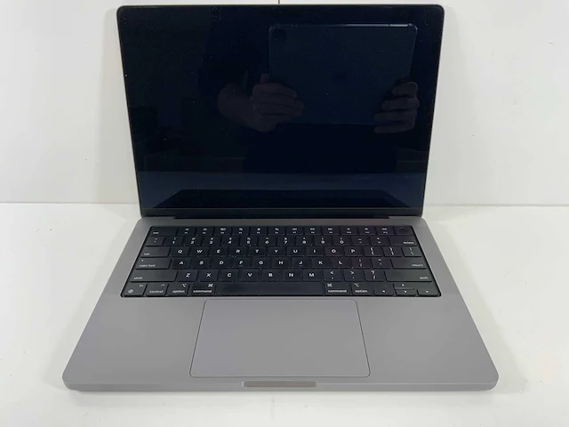 Apple macbook pro 14", m1 pro, 16 gb ram, 512 gb ssd laptop - afbeelding 1 van  7