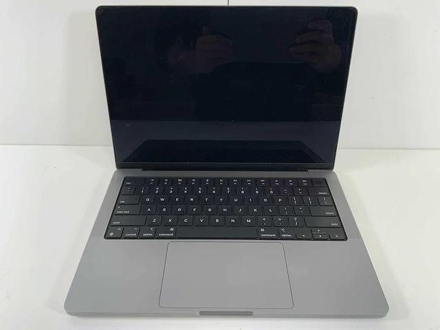 Apple macbook pro 14", m1 pro, 16 gb ram, 512 gb ssd laptop - afbeelding 1 van  7