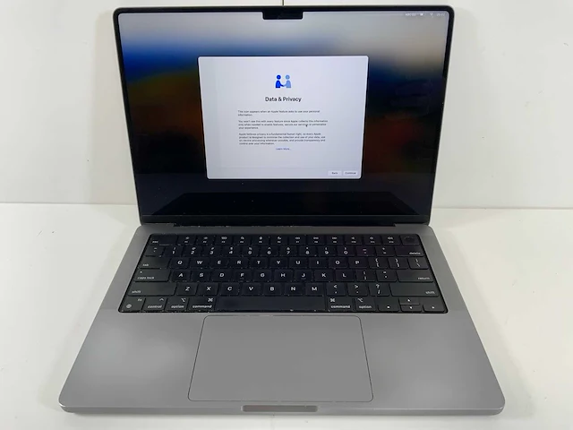 Apple macbook pro 14", m1 pro, 16 gb ram, 512 gb ssd laptop - afbeelding 1 van  7
