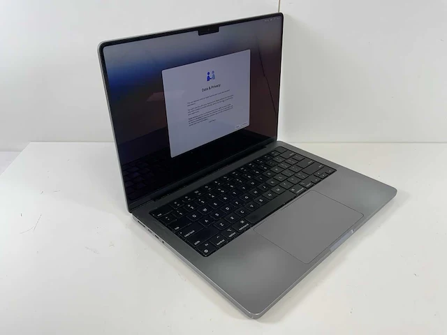 Apple macbook pro 14", m1 pro, 16 gb ram, 512 gb ssd laptop - afbeelding 2 van  7