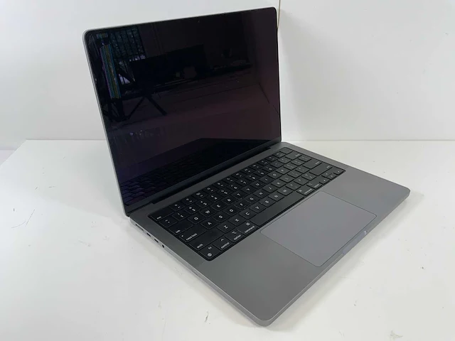 Apple macbook pro 14", m1 pro, 16 gb ram, 512 gb ssd laptop - afbeelding 2 van  7