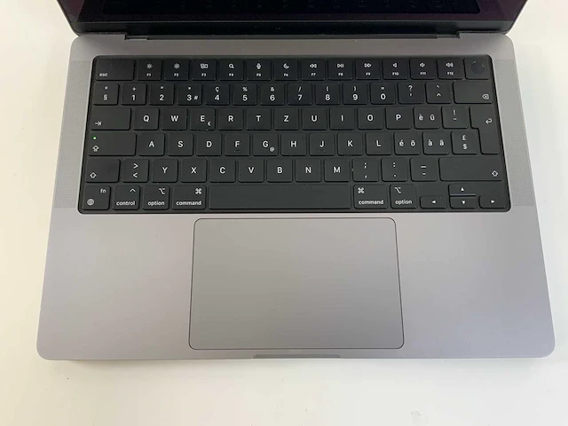 Apple macbook pro 14", m1 pro, 16 gb ram, 512 gb ssd laptop - afbeelding 4 van  7