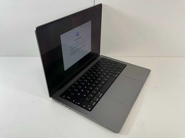Apple macbook pro 14”, m1 pro, 16 gb ram, 512 gb ssd laptop - afbeelding 2 van  7