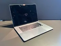 Apple macbook pro 15 inch (a2141) laptop - afbeelding 1 van  7